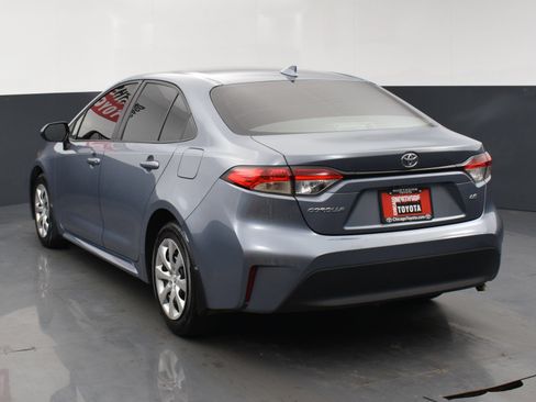 Used 2025 Toyota Corolla LE FWD image 3