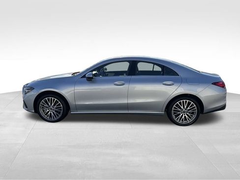 Used 2025 Mercedes-Benz CLA 250 4MATIC image 2