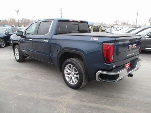 Used 2021 GMC Sierra 1500 SLT image 8