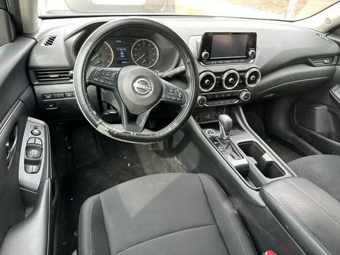 Used 2024 Nissan Sentra S image 9