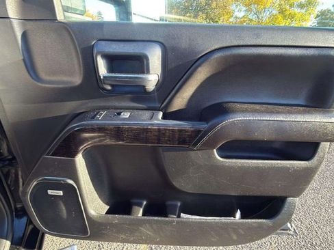 Used 2015 GMC Sierra 3500 Denali w/ Duramax Plus Package image 16