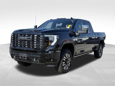 Used 2025 GMC Sierra 2500 Denali Ultimate AWD/4WD image 1