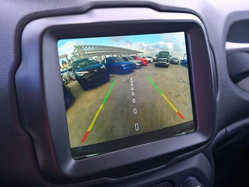 Used 2022 Jeep Renegade Sport w/ Sport Appearance Group image 27