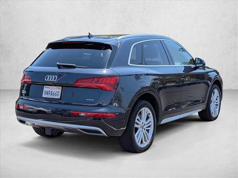 Used 2020 Audi Q5 2.0T Premium Plus w/ Premium Plus Package AWD/4WD image 5