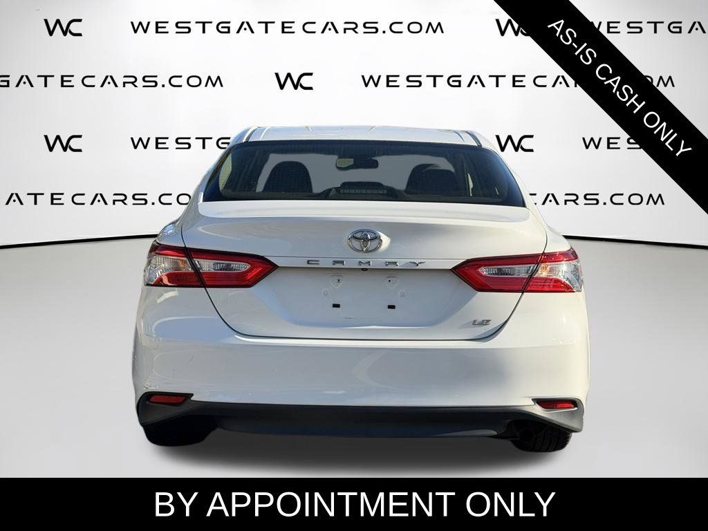 Used 2018 Toyota Camry LE FWD image 4