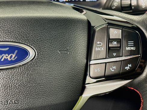 Used 2025 Ford Explorer ST-Line w/ ST-Line Street Pack AWD/4WD image 13