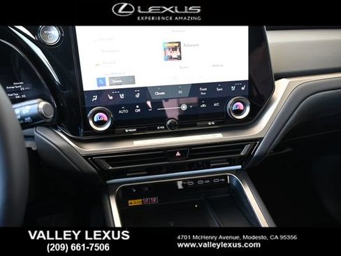 New 2026 Lexus TX 550h AWD Plug-In Hybrid image 8