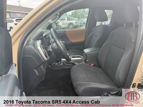 Used 2016 Toyota Tacoma SR5 image 12