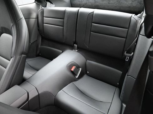 Used 2025 Porsche 911 Carrera image 19