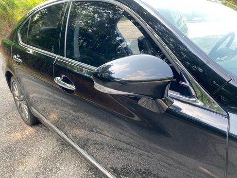 Used 2015 Lexus LS 460 w/ Comfort Package RWD image 55