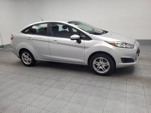 Used 2019 Ford Fiesta SE FWD image 11