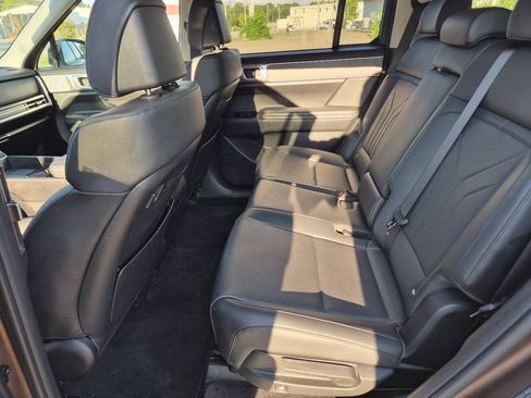 Used 2024 Hyundai Santa Fe XRT AWD/4WD image 7