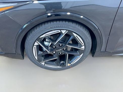 New 2025 Kia K4 GT-Line image 30