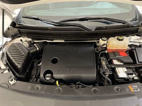 Certified 2022 Buick Enclave Essence w/ Experience Buick Package FWD image 30