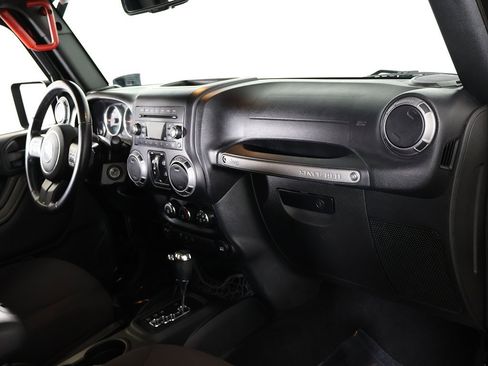 Used 2017 Jeep Wrangler Unlimited Sport w/ Quick Order Package 24S image 17