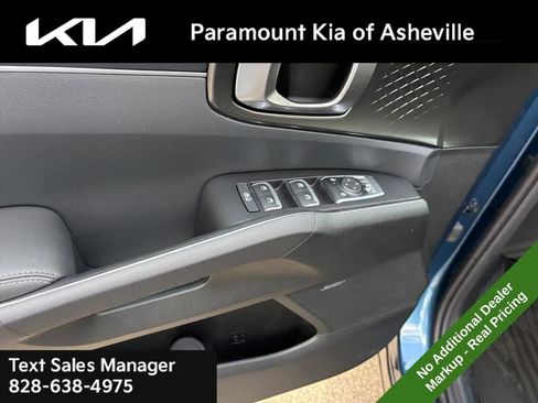 New 2026 Kia Sorento EX image 25