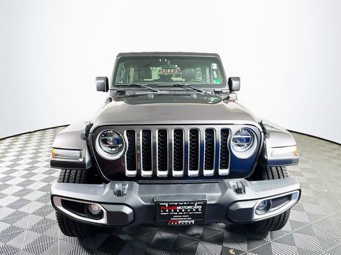 Used 2021 Jeep Wrangler Unlimited Sahara w/ Cold Weather Group AWD/4WD image 2