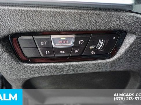 Used 2022 BMW 330i Sedan w/ Driving Assistance Package image 46