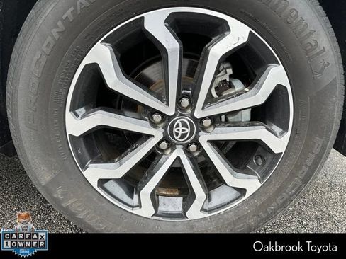 Used 2023 Toyota Corolla Cross AWD Hybrid w/ Moonroof Package image 5