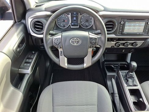 Used 2017 Toyota Tacoma SR5 image 2