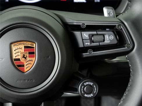 New 2026 Porsche Cayenne Coupe AWD/4WD image 11
