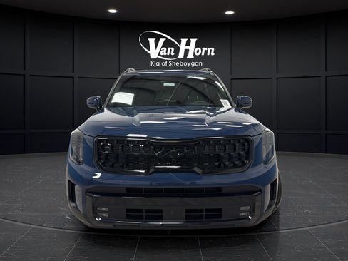 Used 2025 Kia Telluride SX X-Line AWD/4WD image 2