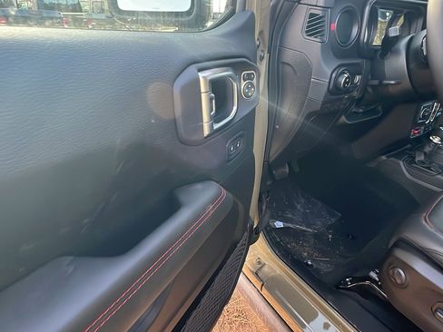 New 2026 Jeep Gladiator Rubicon image 15