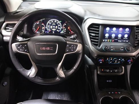 Used 2021 GMC Acadia Denali w/ Denali Technology Package AWD/4WD image 31
