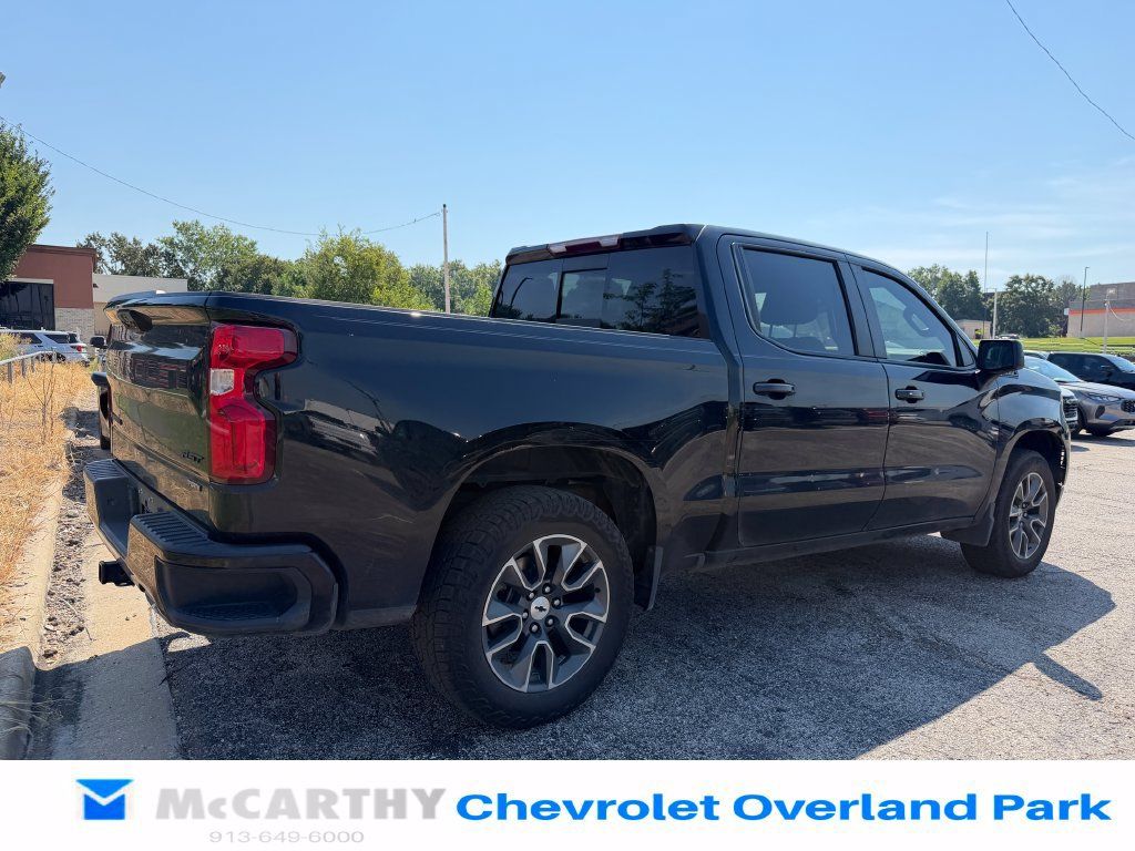 Used 2023 Chevrolet Silverado 1500 RST w/ Convenience Package II AWD/4WD image 3