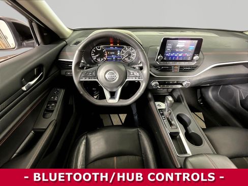 Certified 2022 Nissan Altima 2.5 SR FWD image 8
