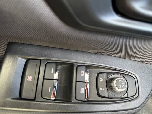 Certified 2025 Subaru Forester Premium AWD/4WD image 47