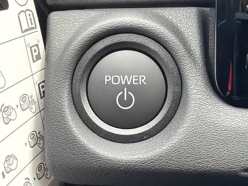 New 2026 Toyota C-HR AWD/4WD image 31