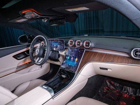 New 2026 Mercedes-Benz CLE 300 4MATIC Coupe image 4