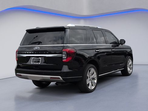 Used 2023 Ford Expedition Platinum AWD/4WD image 5