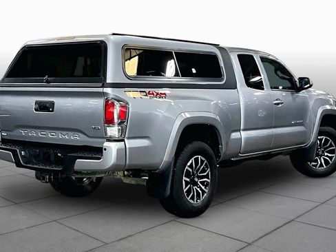 Used 2020 Toyota Tacoma TRD Sport w/ Technology Package AWD/4WD image 13
