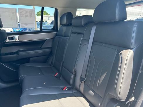 Used 2024 Hyundai Santa Fe SEL FWD image 25