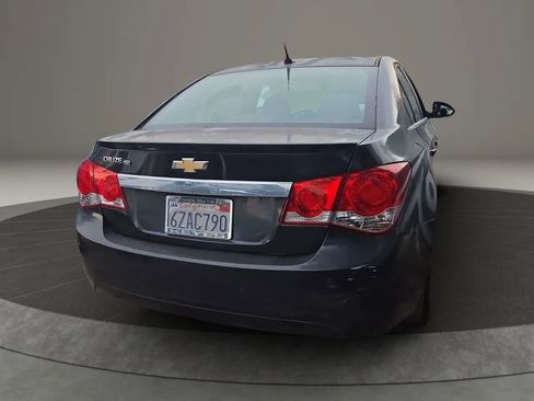 Used 2012 Chevrolet Cruze Eco image 3