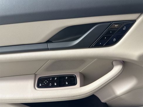 Certified 2021 Porsche Taycan 4S image 34