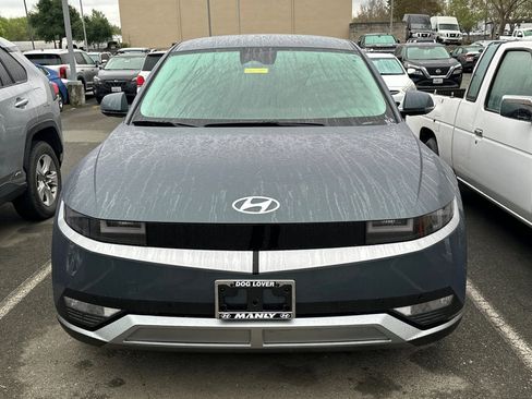 Used 2024 Hyundai Ioniq 5 SEL image 3