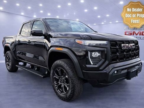 Used 2023 GMC Canyon Elevation w/ Elevation Premium Package AWD/4WD image 3