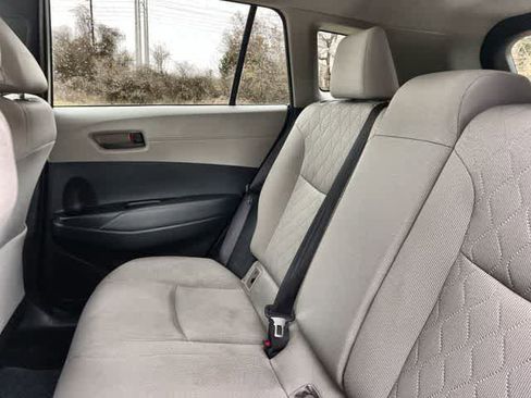 Used 2022 Toyota Corolla Cross LE image 14