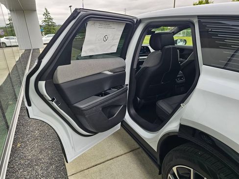 New 2026 Cadillac Optiq Sport 1 AWD/4WD image 15