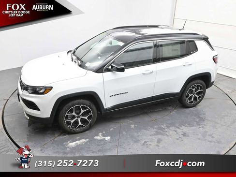 New 2026 Jeep Compass Limited image 27