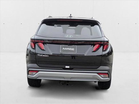 New 2025 Hyundai Tucson SEL image 8