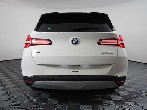 Used 2025 BMW X3 xDrive30i w/ Convenience Package AWD/4WD image 4