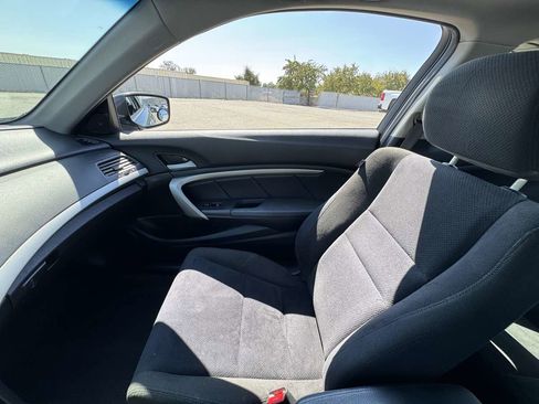 Used 2012 Honda Accord EX image 30