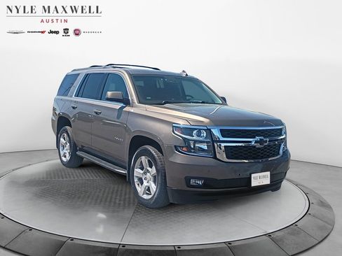 Used 2016 Chevrolet Tahoe LT w/ Luxury Package image 2