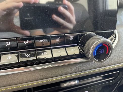 New 2026 Chevrolet Colorado ZR2 w/ Technology Package image 30