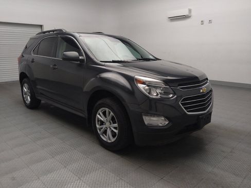 Used 2017 Chevrolet Equinox LT w/ Convenience Package image 13