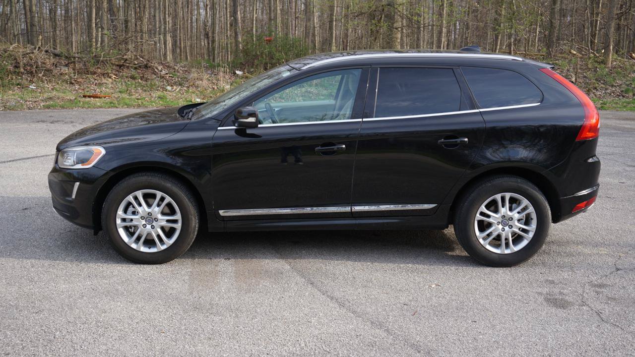 Used 2015 Volvo XC60 T5 Platinum AWD/4WD image 2